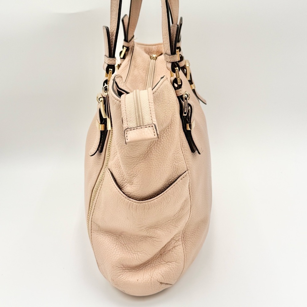 MICHAEL MICHAEL KORS Leather Shoulder Bag, EUC - Picture 4 of 11